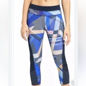 Athleta Electro Sonar‎ Capri Leggings Size M Blue Gemotrical Print